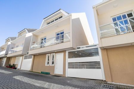 7_photo/94dce058d9.0ff36cb14f4d80ac-ATLAS-cf4c1904-b4bd-4720-9a72-91426ec0afac.jpg de casa à venda com 3 quartos, 159m² em Santa Felicidade, Curitiba