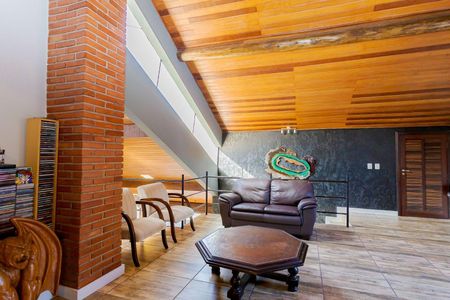 11_photo/94dce05955.ceff8192393c33de-ATLAS-4f328449-4f2d-4ea0-8ba9-9ef0b94837a2.jpg de casa à venda com 3 quartos, 370m² em Santa Felicidade, Curitiba