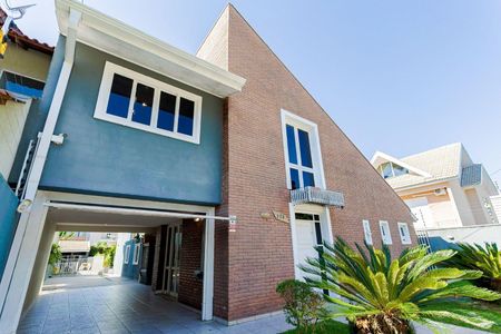 3_photo/94dce05955.ceff8192393c33de-ATLAS-e6a904f8-52fc-4e33-a58b-9b40c83ef14e.jpg de casa à venda com 3 quartos, 370m² em Santa Felicidade, Curitiba