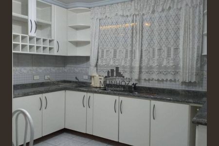 8_photo/94dce059a3.08f922be3a726ba4-ATLAS-ec1e5a68-9167-4c4b-832a-e37bc8387d59.jpg de casa à venda com 4 quartos, 250m² em Santa Felicidade, Curitiba