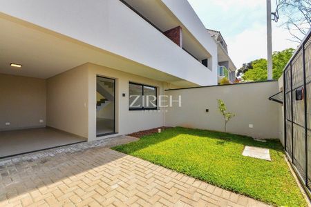 3_photo/94dce059b9.d1d93328adf02fc8-ATLAS-de3c1b68-02e0-4e85-92e5-7bf73304d1b2.jpg de casa à venda com 3 quartos, 147m² em Santa Felicidade, Curitiba