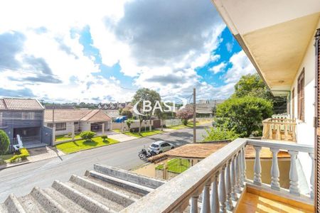 32_photo/94dce059d3.94f9574ec26e2eeb-ATLAS-068f955e-f9de-4c8f-b5cb-1d908c2db816.jpg de casa à venda com 3 quartos, 130m² em Santa Felicidade, Curitiba