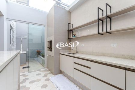 18_photo/94dce059d3.94f9574ec26e2eeb-ATLAS-8cd1c09b-063d-4a8f-932b-37c2fb759d7b.jpg de casa à venda com 3 quartos, 130m² em Santa Felicidade, Curitiba