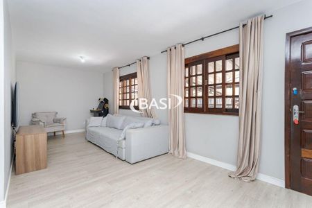 5_photo/94dce059d3.94f9574ec26e2eeb-ATLAS-9435a7ac-4f52-4e3d-8355-24c077978ff3.jpg de casa à venda com 3 quartos, 130m² em Santa Felicidade, Curitiba