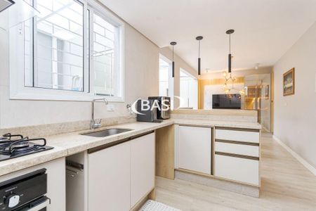 14_photo/94dce059d3.94f9574ec26e2eeb-ATLAS-d02b802e-b579-4006-b2f7-c5a681c70e1f.jpg de casa à venda com 3 quartos, 130m² em Santa Felicidade, Curitiba