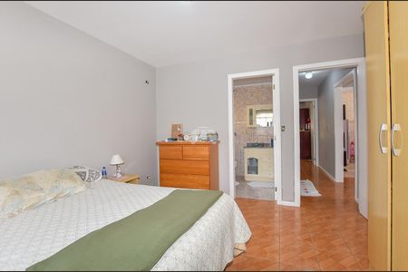 11_photo/94dce05a8b.dd36eae811456584-ATLAS-849b1ad9-e80e-43c1-9a16-4cd6a2d3704f.jpg de casa à venda com 4 quartos, 218m² em Santa Felicidade, Curitiba