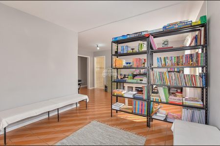 4_photo/94dce05a8b.dd36eae811456584-ATLAS-86690cfa-4a8f-4bbe-b25c-9633f1bd0bb0.jpg de casa à venda com 4 quartos, 218m² em Santa Felicidade, Curitiba