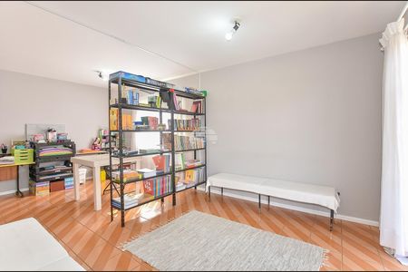 6_photo/94dce05a8b.dd36eae811456584-ATLAS-ddc1464f-8c3c-4b52-93e9-2badff99d718.jpg de casa à venda com 4 quartos, 218m² em Santa Felicidade, Curitiba