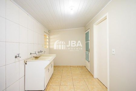 8_photo/94dce05b63.e738d36af66b1888-ATLAS-280b960a-a16f-428d-a8a1-69c56d24dd7b.jpg de casa à venda com 4 quartos, 215m² em Santa Felicidade, Curitiba