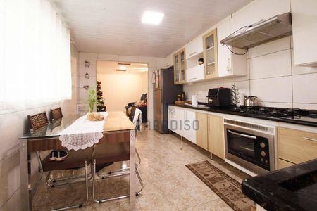 20_photo/94dce05b87.ed4f9904fc8225d3-ATLAS-ac58c7f3-18a8-42ac-ad9e-5c197f28c2f3.jpg de casa à venda com 8 quartos, 180m² em Santa Felicidade, Curitiba