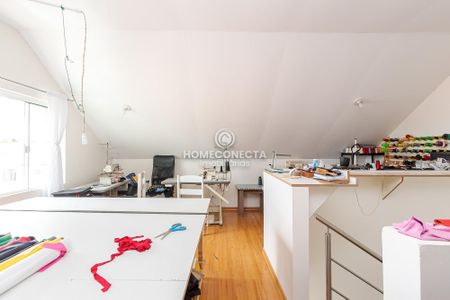 8_photo/94dce05b95.faecce82d0fac38b-ATLAS-0938ed00-2e93-4dfe-a50d-22fdbf4ea245.jpg de casa à venda com 3 quartos, 159m² em Santa Felicidade, Curitiba