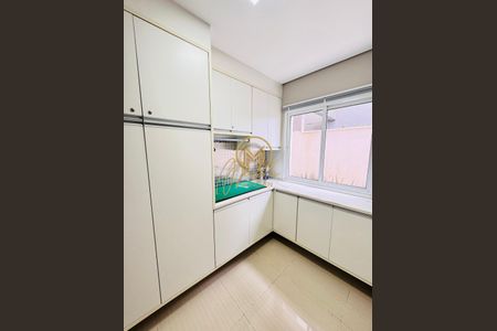 6_photo/94dce05d0b.d954ca2a612f6a11-ATLAS-260bb7ae-39c2-4845-b7f5-037d55c9a819.jpg de casa para alugar com 3 quartos, 300m² em Santa Felicidade, Curitiba