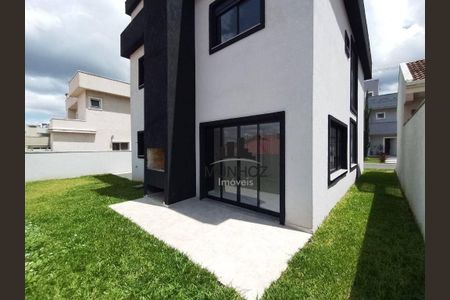 6_photo/94dce05d0b.fcf08c3f36c196bb-ATLAS-213711e2-d9b8-4e42-af77-3ad596f81c32.jpg de casa à venda com 3 quartos, 211m² em Santa Felicidade, Curitiba