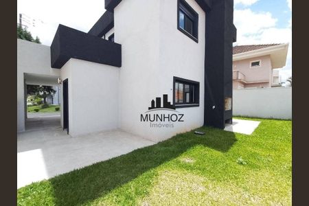 11_photo/94dce05d0b.fcf08c3f36c196bb-ATLAS-4d2db7fe-80db-4961-9981-586ebfc905cc.jpg de casa à venda com 3 quartos, 211m² em Santa Felicidade, Curitiba