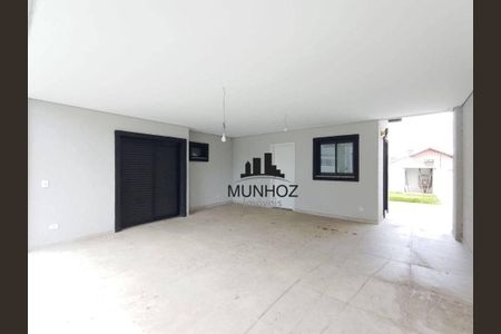 3_photo/94dce05d0b.fcf08c3f36c196bb-ATLAS-9bdb32a8-0eb6-493d-9be5-af3b0dec35cc.jpg de casa à venda com 3 quartos, 211m² em Santa Felicidade, Curitiba