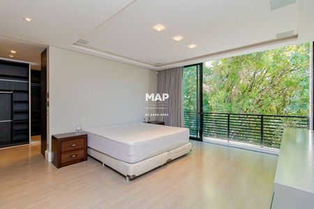 10_photo/94dce0e32f.f80db5b69226ee23-ATLAS-afae24e5-531f-4217-892e-d8f3e06e5a62.jpg de casa de condomínio à venda com 3 quartos, 551m² em Pilarzinho, Curitiba