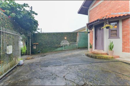 6_photo/94dce0f86d.a6f2120c715e6f27-ATLAS-2ed80ff4-3178-461e-83eb-606602802f46.jpg de casa à venda com 3 quartos, 338m² em Santa Felicidade, Curitiba