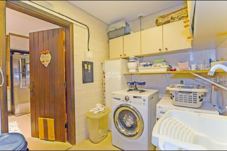 28_photo/94dce0f86d.a6f2120c715e6f27-ATLAS-8119c579-22ee-4de7-b64b-9e9b4da622a7.jpg de casa à venda com 3 quartos, 338m² em Santa Felicidade, Curitiba