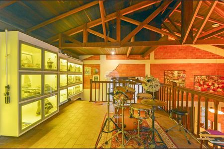 34_photo/94dce0f86d.a6f2120c715e6f27-ATLAS-a59c75b3-e08e-4ceb-b199-c7751e169ac5.jpg de casa à venda com 3 quartos, 338m² em Santa Felicidade, Curitiba