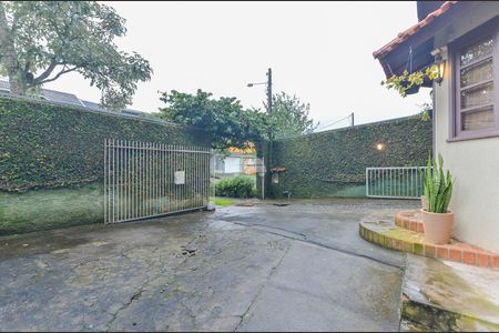 5_photo/94dce0f86d.a6f2120c715e6f27-ATLAS-b756c526-a723-40db-a425-9984f7dd5c26.jpg de casa à venda com 3 quartos, 338m² em Santa Felicidade, Curitiba