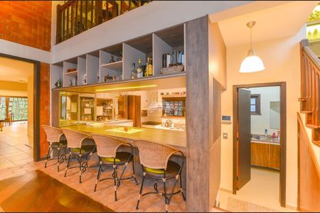 21_photo/94dce0f86d.a6f2120c715e6f27-ATLAS-fedffcc4-ca8b-4c43-a8ec-b2a31380dd7f.jpg de casa à venda com 3 quartos, 338m² em Santa Felicidade, Curitiba