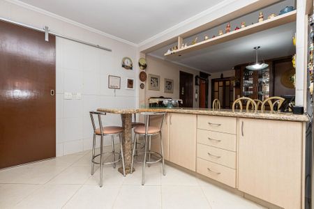 7_photo/94dce0f887.a9fe67ee86852afe-ATLAS-e6a2dd37-79c9-457f-be3e-8e76bea04948.jpg de casa à venda com 4 quartos, 364m² em Santa Felicidade, Curitiba