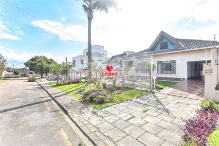 7_photo/94dce0f8d9.ceff8192393c33de-ATLAS-18fe4e47-b91c-457e-9d91-c83b14d06ffa.jpg de casa à venda com 3 quartos, 370m² em Santa Felicidade, Curitiba