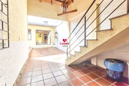 1_photo/94dce0f8d9.ceff8192393c33de-ATLAS-d45644d7-00ac-4d55-ae22-dc1db0740e56.jpg de casa à venda com 3 quartos, 370m² em Santa Felicidade, Curitiba