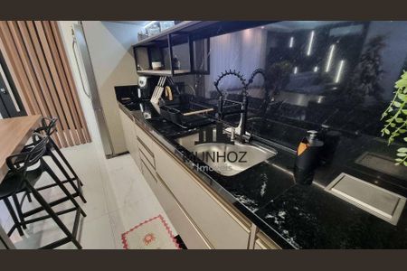 17_photo/94dce0f92b.e022614b5e5f464f-ATLAS-ebcac9cc-be57-4cc4-8e54-4a55f7581f9e.jpg de casa à venda com 3 quartos, 212m² em Santa Felicidade, Curitiba