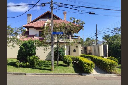 4_photo/94dce0ff35.e3da74daae84817a-ATLAS-53189b9d-cea8-448b-83a4-4c2f16df8f8f.jpg de casa à venda com 3 quartos, 239m² em Santa Felicidade, Curitiba