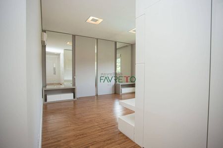 5_photo/94dce101ef.861ace68e0ec684b-ATLAS-256d5209-d449-4f42-a1a6-21b3e793e38e.jpg de casa à venda com 4 quartos, 525m² em São João, Curitiba