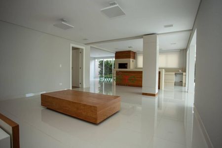 48_photo/94dce101ef.861ace68e0ec684b-ATLAS-5e72a98f-2c0c-41ee-a01a-6871c1a1d49f.jpg de casa à venda com 4 quartos, 525m² em São João, Curitiba