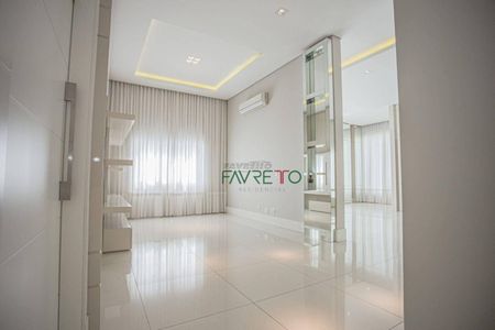 10_photo/94dce101ef.861ace68e0ec684b-ATLAS-84857b94-b9ce-41a0-9a0f-85a3b2cf0a5a.jpg de casa à venda com 4 quartos, 525m² em São João, Curitiba