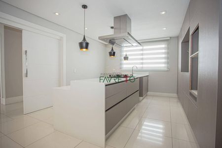 20_photo/94dce101ef.861ace68e0ec684b-ATLAS-e86c43e6-88c7-47be-8cfb-3ec33768a906.jpg de casa à venda com 4 quartos, 525m² em São João, Curitiba