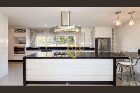 7_photo/94dce10419.2f15d505e37c7ac5-ATLAS-491dfc4a-358d-44b0-a2a8-eee77508bbde.jpg de casa à venda com 5 quartos, 845m² em Santa Felicidade, Curitiba