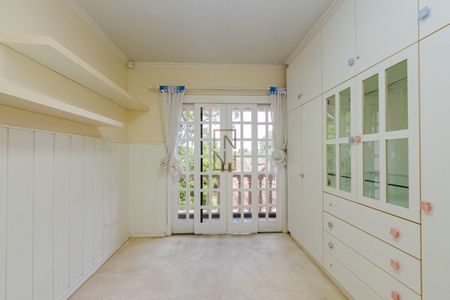 4_photo/94dce105db.2c5e9d75b46b8bdb-ATLAS-23f7e0ec-e626-40eb-8ea1-82b966bbb0fe.jpg de casa à venda com 4 quartos, 330m² em Santa Felicidade, Curitiba