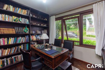 9_photo/94dce10b35.7e2ea02b9085bf9d-ATLAS-20a58017-0275-4a00-8b00-fb361d7bf4f6.jpg de casa à venda com 4 quartos, 517m² em Santa Felicidade, Curitiba