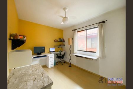 1_photo/94dce10f0b.1463d70521bc8e9f-ATLAS-8a57bc91-d46f-40fc-b146-55eeac3f2158.jpg de casa à venda com 6 quartos, 300m² em Santa Felicidade, Curitiba