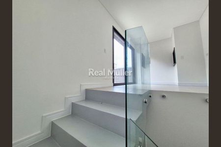 32_photo/94dce10f55.203ffe32249db6fb-ATLAS-fc58fa7d-bdde-4fed-9dc6-526059e718ae.jpg de casa à venda com 3 quartos, 109m² em Santa Felicidade, Curitiba