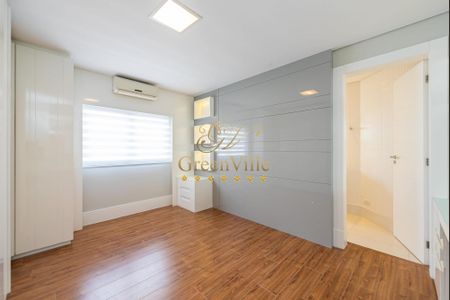 47_photo/94dce10f7b.ceff8192393c33de-ATLAS-39b994f1-2904-4a97-a8e1-c73f89cc402f.jpg de casa à venda com 5 quartos, 513m² em São João, Curitiba