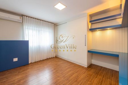 37_photo/94dce10f7b.ceff8192393c33de-ATLAS-6061443f-14dd-4372-a9e9-a160e659a5f7.jpg de casa à venda com 5 quartos, 513m² em São João, Curitiba