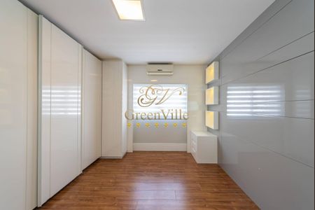 48_photo/94dce10f7b.ceff8192393c33de-ATLAS-60c96308-521b-4875-b765-90a8d5ef7991.jpg de casa à venda com 5 quartos, 513m² em São João, Curitiba