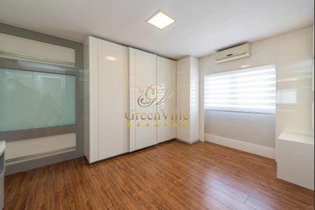 49_photo/94dce10f7b.ceff8192393c33de-ATLAS-8a7a057e-fd90-44f8-a588-bee6a3bfdb6b.jpg de casa à venda com 5 quartos, 513m² em São João, Curitiba