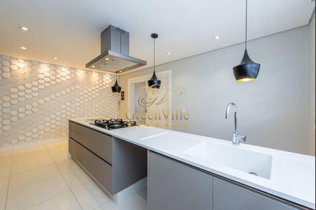 14_photo/94dce10f7b.ceff8192393c33de-ATLAS-9bd291b1-a45e-42b5-b69a-a1a22e2f87fb.jpg de casa à venda com 5 quartos, 513m² em São João, Curitiba