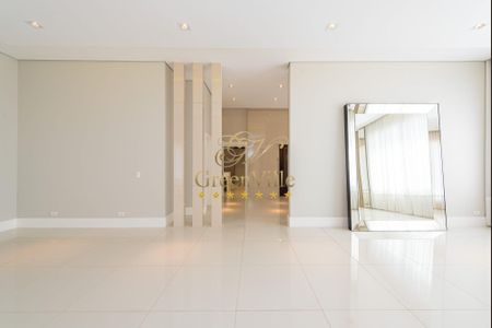 28_photo/94dce10f7b.ceff8192393c33de-ATLAS-e1f033a8-8b59-4923-bf7b-46dc789e714b.jpg de casa à venda com 5 quartos, 513m² em São João, Curitiba