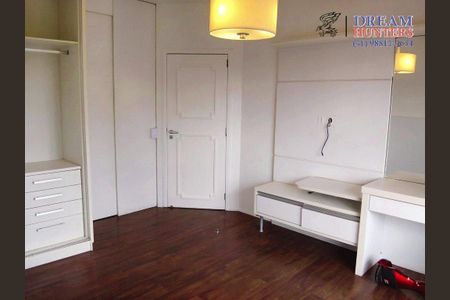 12_photo/94dce11027.fbcd7a2e7ac63d93-ATLAS-4a4da594-41cc-4318-a7c1-2a90acd34c02.jpg de casa à venda com 3 quartos, 320m² em São João, Curitiba