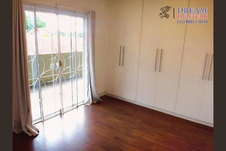 6_photo/94dce11027.fbcd7a2e7ac63d93-ATLAS-ca08f32d-834e-4146-a73c-7caded8ceabd.jpg de casa à venda com 3 quartos, 320m² em São João, Curitiba