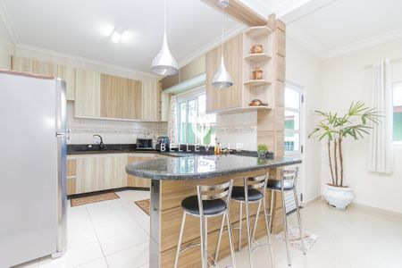 6_photo/94dce11095.2b4381d368a6f37f-ATLAS-1c8480d1-bc77-4d4b-a846-62c37800bfa8.jpg de casa à venda com 4 quartos, 300m² em São João, Curitiba