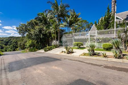 11_photo/94dce11095.2b4381d368a6f37f-ATLAS-30437f9d-5378-490b-8b9d-4c5bc0ee6a0a.jpg de casa à venda com 4 quartos, 300m² em São João, Curitiba