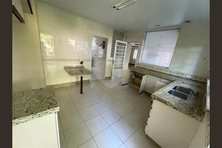 15_photo/94dce11365.120be8483c55fde9-ATLAS-80ee21c5-9b2e-4d52-b6e8-0e51a8d39bb2.jpg de casa de condomínio à venda com 3 quartos, 209m² em Santa Felicidade, Curitiba